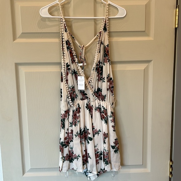 Romper - Picture 2 of 2